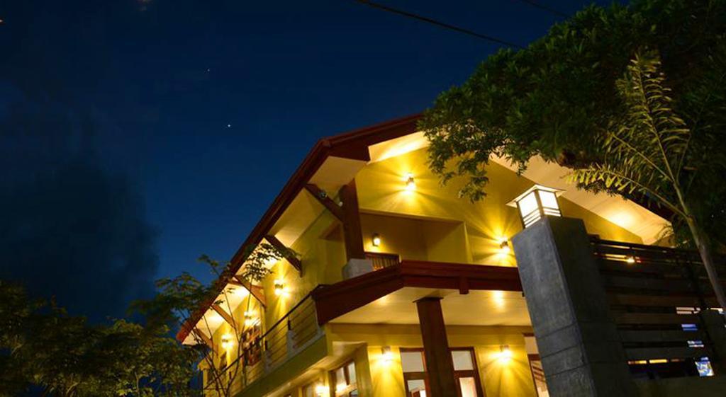 Inlak Garden Hotel Negombo Extérieur photo
