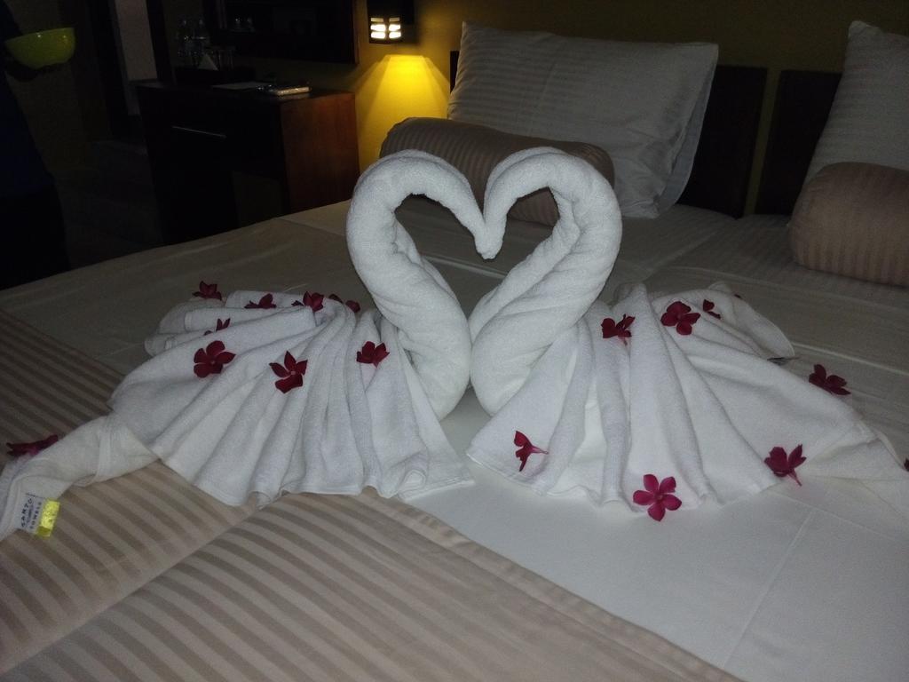 Inlak Garden Hotel Negombo Extérieur photo